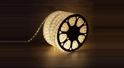 Дюралайт LED, постоянное свечение (2W) - тёплый белый, 30 LED/м (бухта 100 м), обзор включенной гирлянды – картинка.
